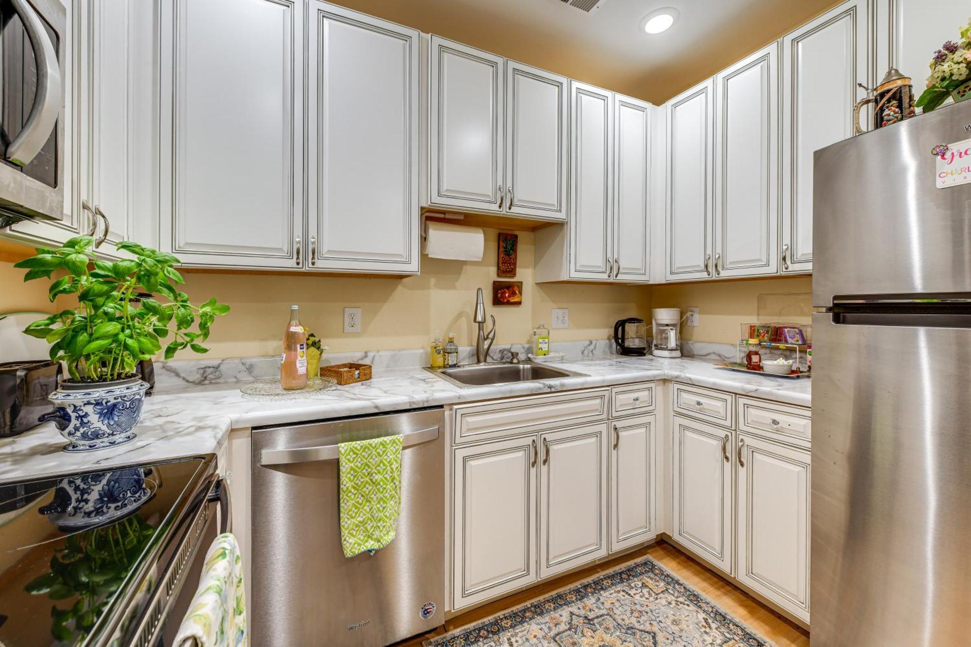Charming Charlottesville Apt With Outdoor Space! Экстерьер фото